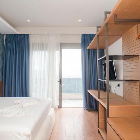 Residence Saranda International Ngoại thất bức ảnh