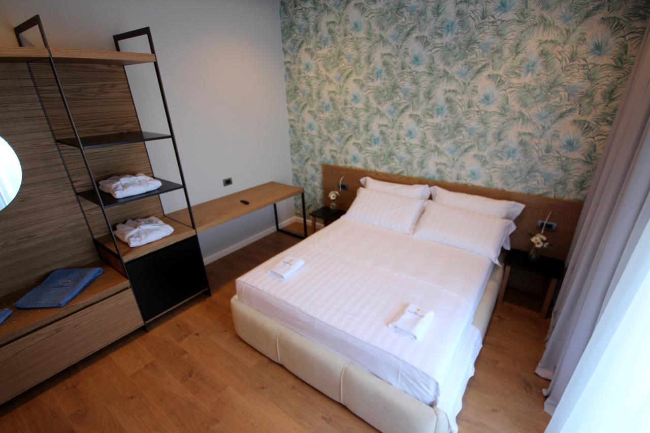 Residence Saranda International Ngoại thất bức ảnh