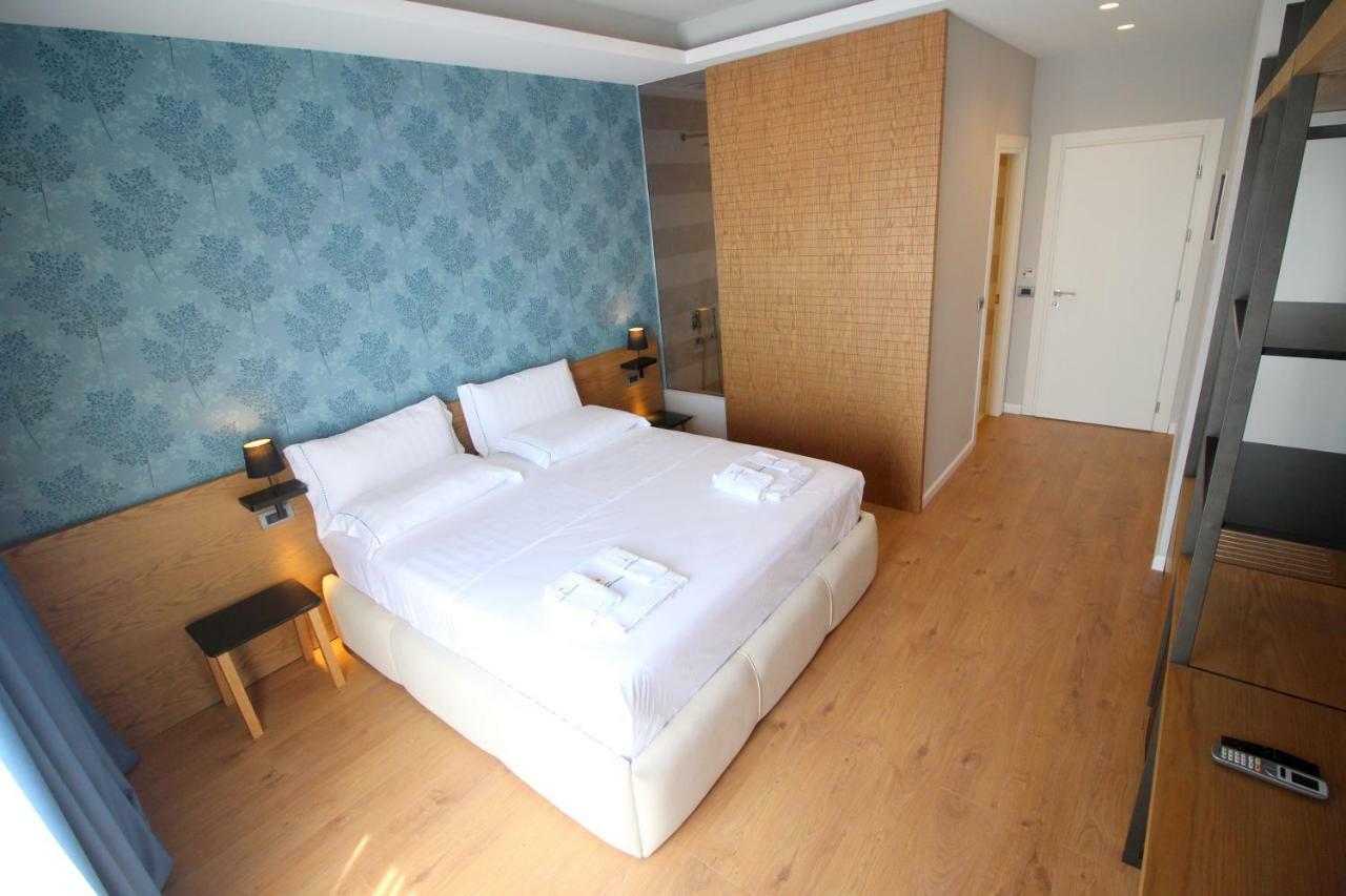 Residence Saranda International Ngoại thất bức ảnh