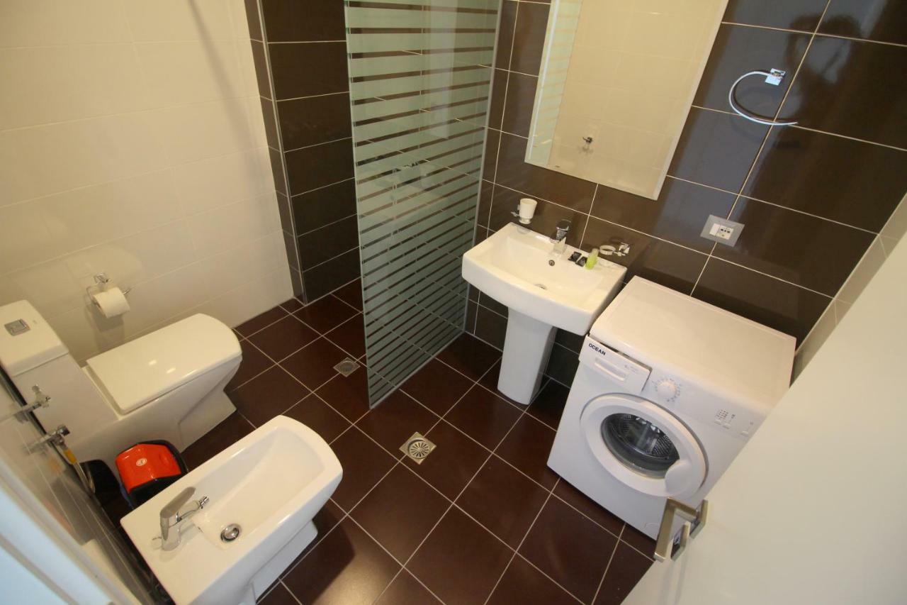 Residence Saranda International Ngoại thất bức ảnh