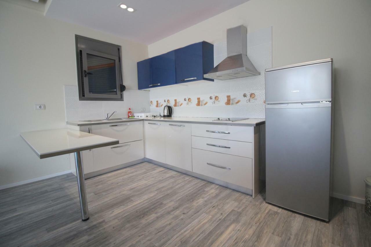 Residence Saranda International Ngoại thất bức ảnh